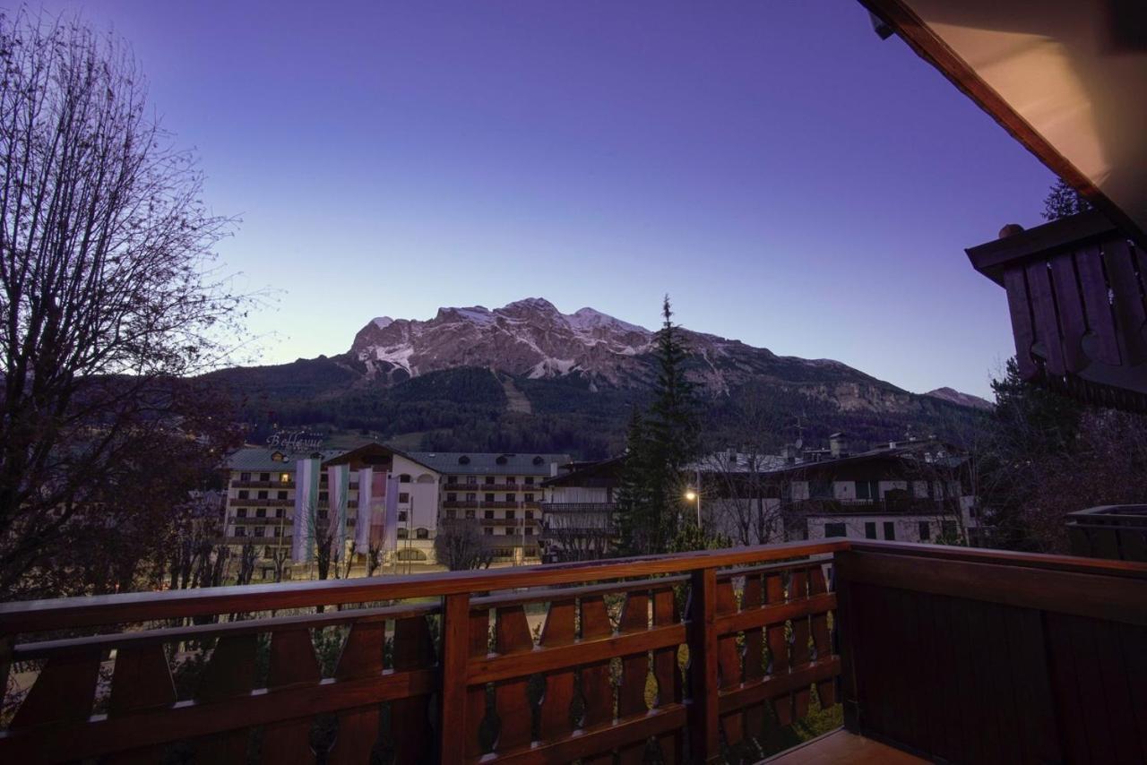 Luxury Panoramic 3Br Apt 2Min To Centre 5Min To Lifts Cortina dʼAmpezzo Exterior foto