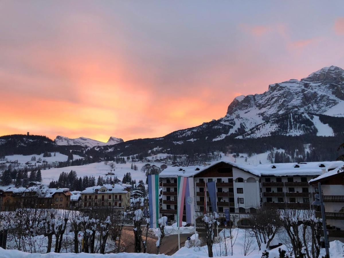 Luxury Panoramic 3Br Apt 2Min To Centre 5Min To Lifts Cortina dʼAmpezzo Exterior foto
